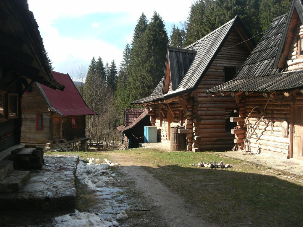 Holiday Park Zelenkovac Podrasnica Eksteriør bilde